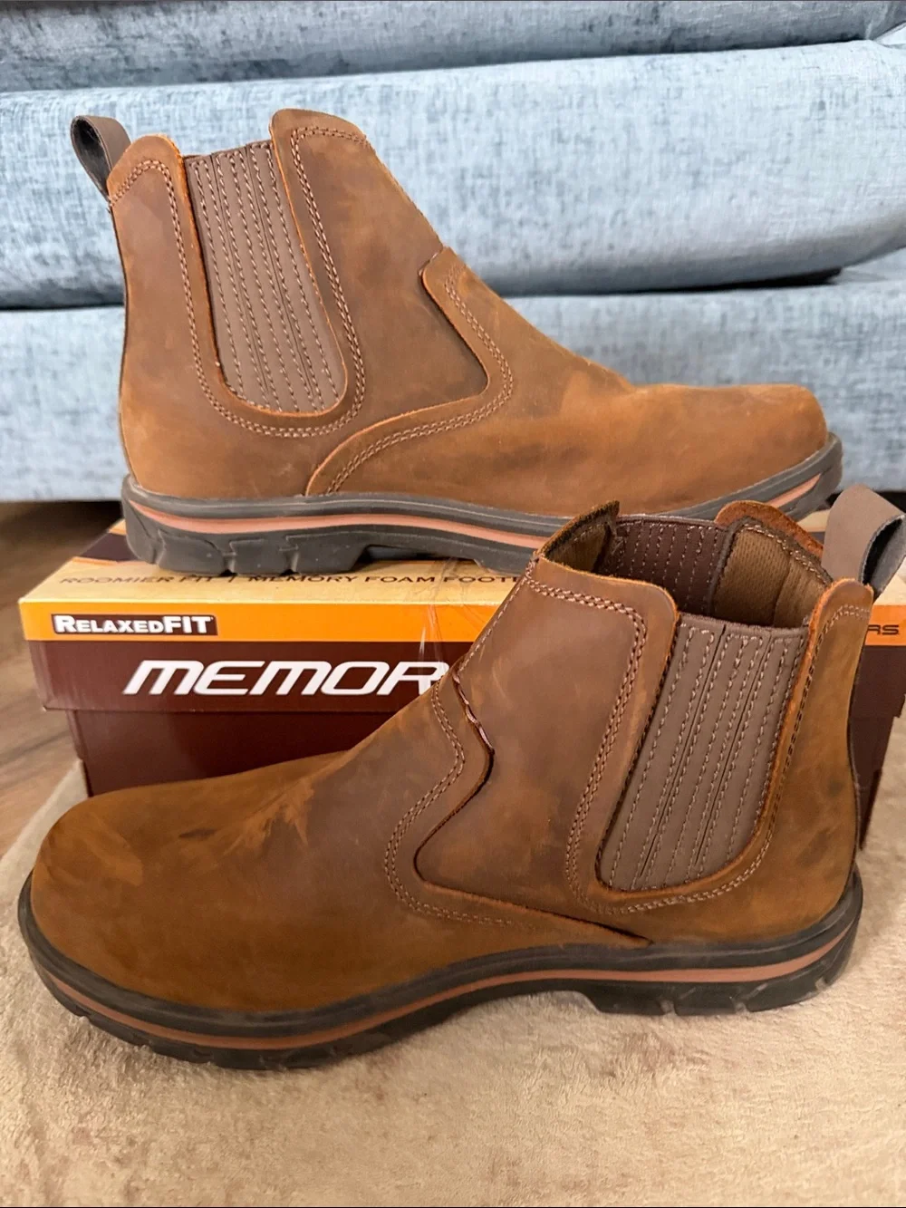 Skechers good used